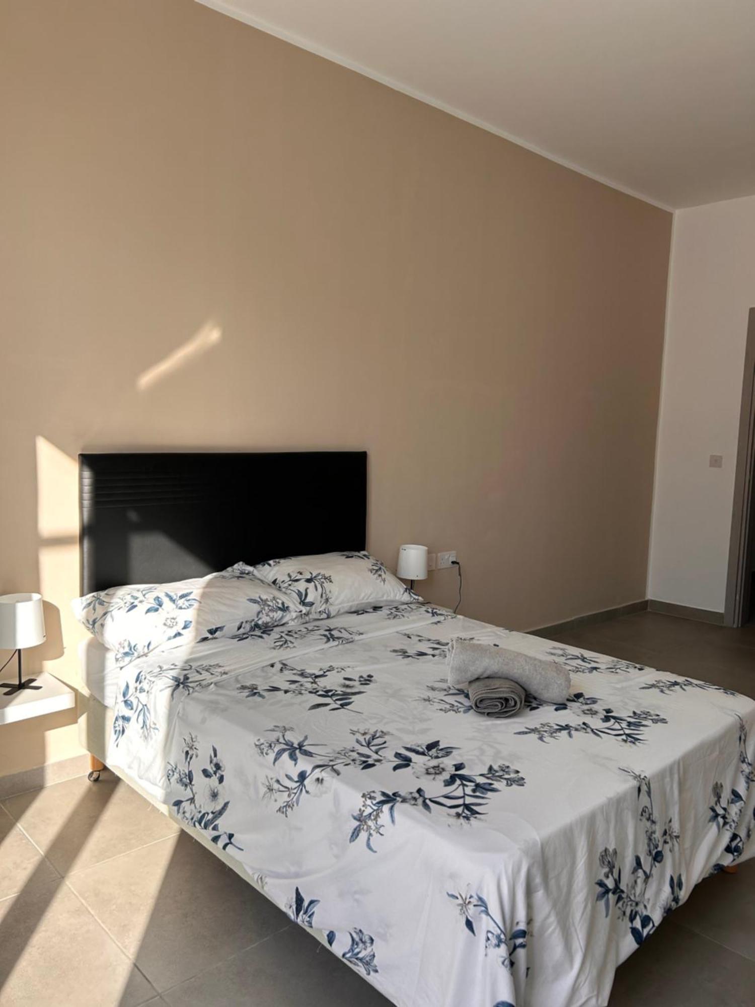 Qawra Penthouse 4Person Ac+Wifi Appartement St. Paul's Bay Buitenkant foto